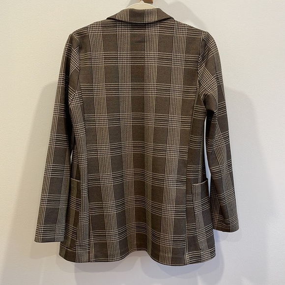 H&M Blazer - Picture 2 of 5